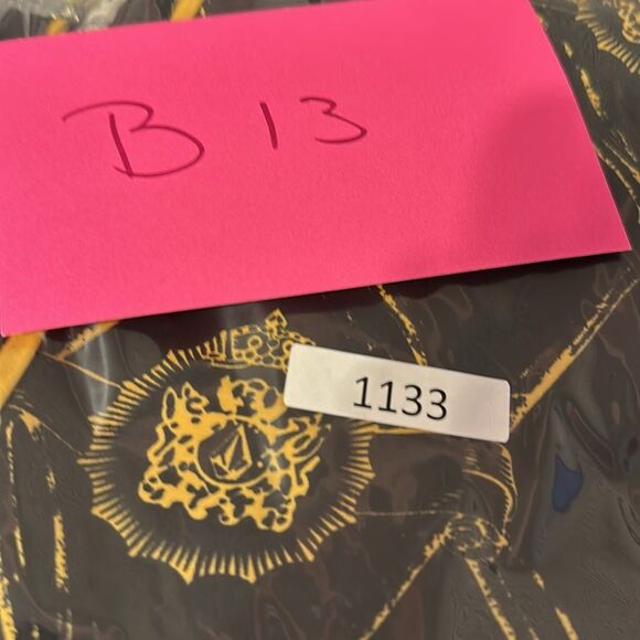 Volcom Men’s Swim Trunks Black Yellow Gold Sz 40 - Picture 11 of 11